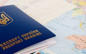 Детальніше про статтю Як буде краще їздити в Європу: з візою чи без