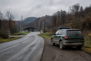 Детальніше про статтю На Закарпатті викрили схему переправлення до Угорщини за $12 тисяч